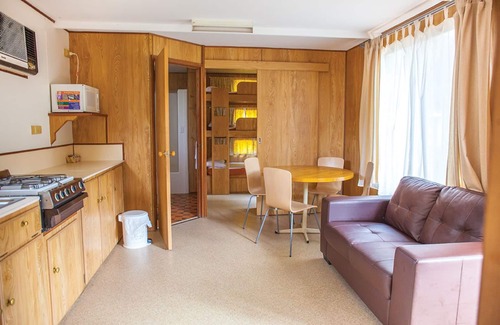 Doncaster East Hotel | BIG4 Crystal Brook Tourist Park