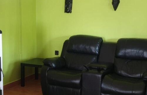 Szigetbecse Apartment | BigCarpHome