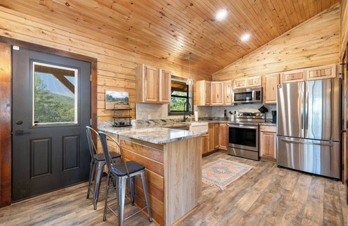 Pickens Cabin | Bigfoot Bluff Cabin in Kiamichi Mountains