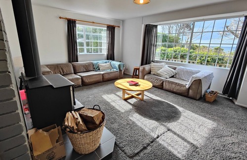 Riverton House | Biggest in the Bay!