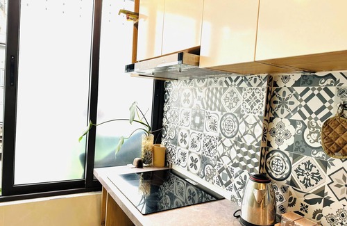 Old Quarter Apartment | BIGPROMO! Railway View Studio at Hanoi O.Q - FREE Airport Pickup frm 5 nights
