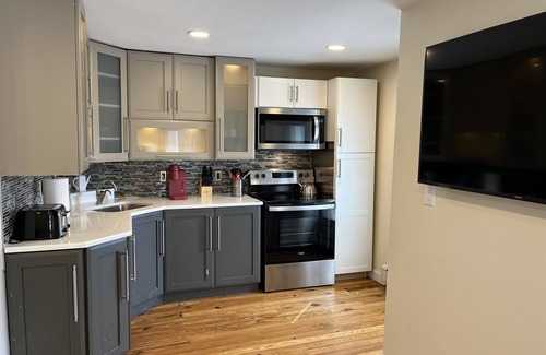 Oneonta Apartment | BigWave 2 - Totally renovated 2nd fl Apt, near ASV