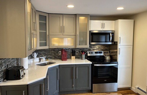 Oneonta Apartment | BigWave 2 - Totally renovated 2nd fl Apt, near ASV