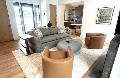 Sun Valley House | Bigwood River Retreat - Luxury Guest House on 5 Acres with Private River Access