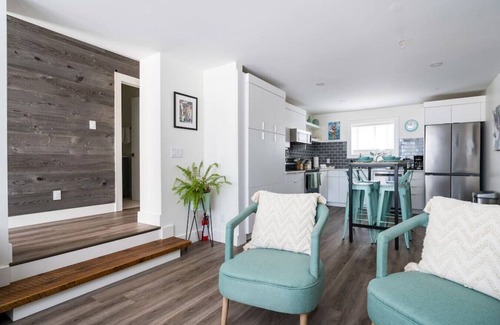 Meaford Apartment | "Bike" at Hills Meaford | 1BD Suite + Pets