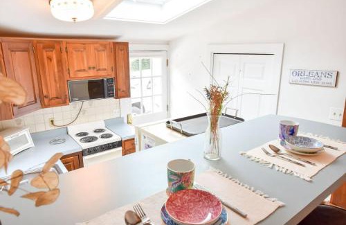 East Orleans House | Bike to Nauset Beach or Walk to Mill Pond