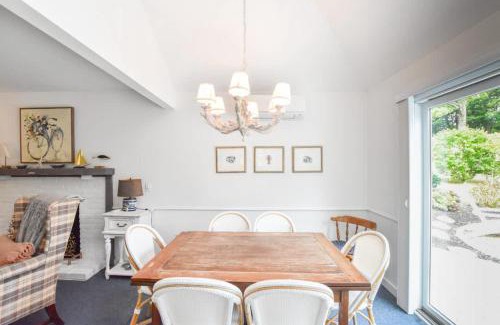 East Orleans House | Bike to Nauset Beach or Walk to Mill Pond