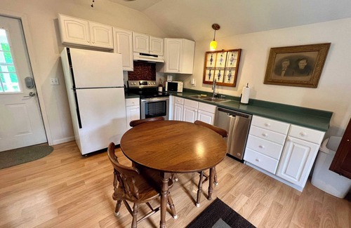 Damascus Apartment | Bikers' Loft on the Creeper Trail