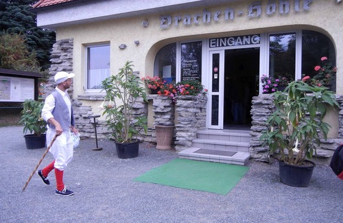 Rosenbach/Vogtl. Apartment | Bikerzimmer DZ Nr 2 - Pension & Gaststätte Cafe Syrau