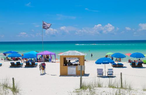 Long Beach Hotel | Bikini Beach Resort