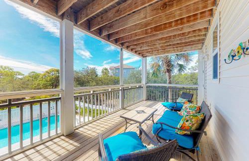 Treasure Beach Village House | Bikinis & Martinis