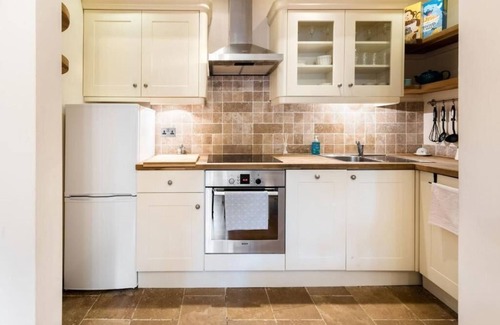 West Harrow House | Bikki Apartments, Bikki Apartments
