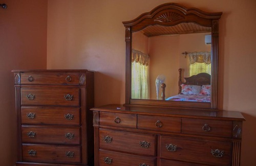 Rhyne Park Village Apartment | Bilberry Vacation home