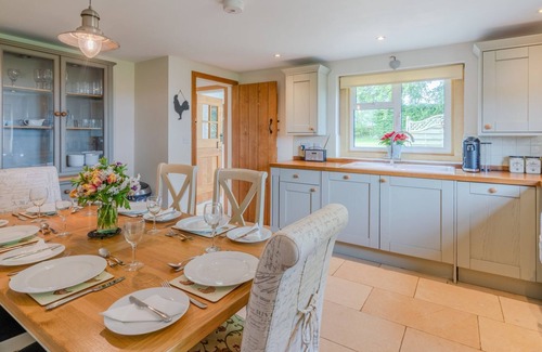 Chedworth Cottage | Bill's Cottage - Turkdean - Pet Friendly