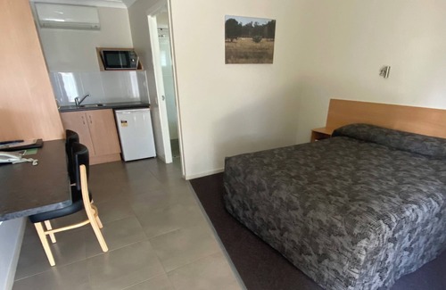 Mundubbera Hotel | Billabong Motor Inn
