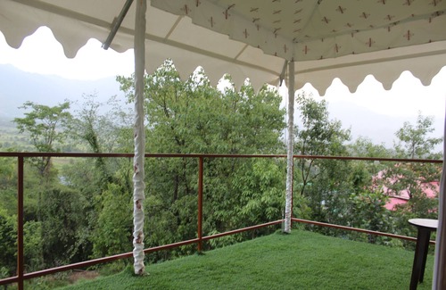 Gunehr Cottage | Billing View Camp and Mud Houses