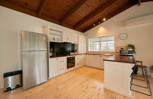 Anglesea House | Bills Place - Anglesea