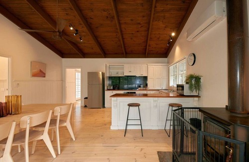 Anglesea House | Bills Place - Anglesea