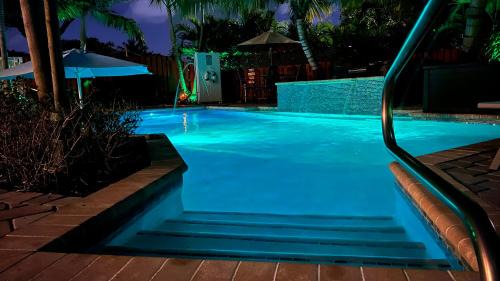 Wilton Manors House | Billy's Resort- Men Only - Solo Hombres
