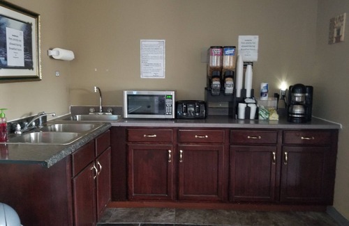 Dell Rapids Hotel | Bilmar Inn & Suites Dell Rapids