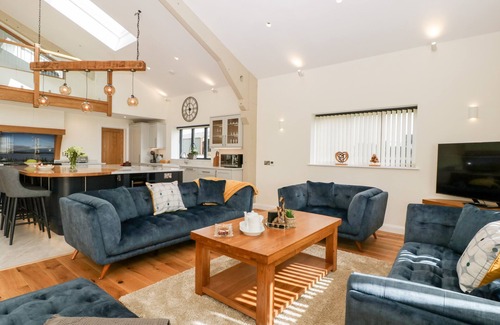Pilning Cottage | BILSHAM MEADOWS, family friendly, luxury holiday cottage in Aust