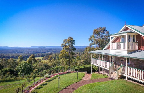 Mount View House | Bimbadeen Mountain Retreat - Mountainside retreat with panoramic views