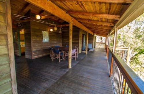 Seventeen Seventy House | Bimbimbi - Two-Bedroom Rustic Holiday Hideaway with Gorgeous Views in Historic 1770