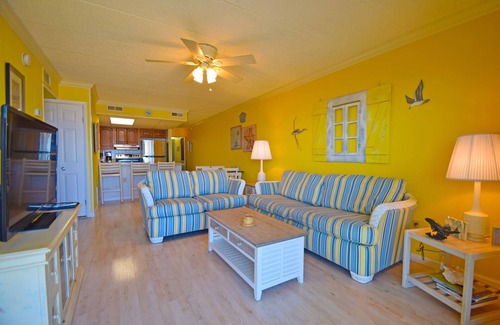 Midtown Ocean City Condo | Bimini 106-Oceanfront 87th St, Free WiFi, W/D, AC