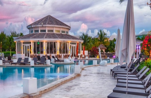 Alice Town Condo | Bimini Breeze... Bimini Bay 3rd Floor Condo
