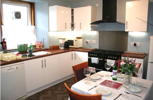 Central Aberdeen House | Bimini is ideal for family/friend/work colleagues get together's