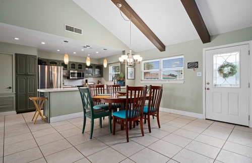 Key Allegro House | Bimini`s All 4 Sea Suns -Year-Round Fun!