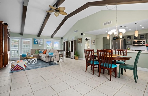 Key Allegro House | Bimini`s All 4 Sea Suns -Year-Round Fun!