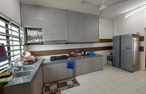 Tanjung Malim House | Bin Nor Homestay