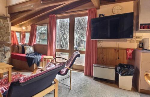 Dinner Plain Ski Chalet | Bindi - Alpine Getaways's Chalet at Tower Rd