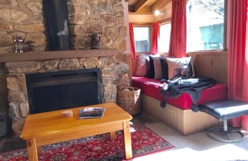 Dinner Plain Ski Chalet | Bindi - Alpine Getaways's Chalet at Tower Rd