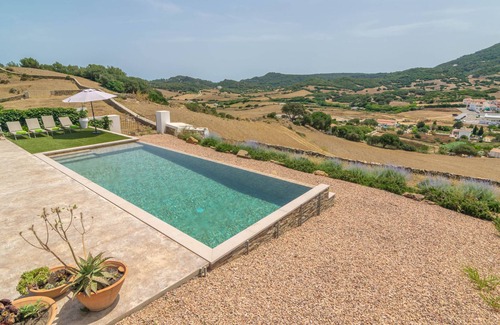 Mercadal Villa | BINI AUMAYA - Stunning country house with private pool and free WiFi.