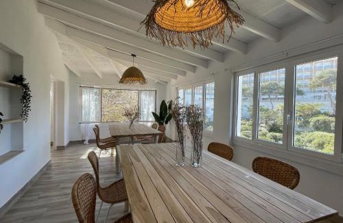 Los Delfines House | BINIFORCAT