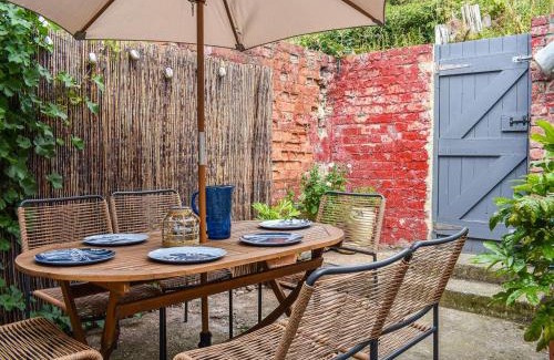 Skinningrove House | Binks