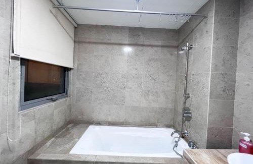 Bukit Bintang Apartment | Bintang Fairlane by Manhattan Group