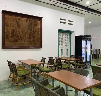Pekalongan House | Binumar Guest House