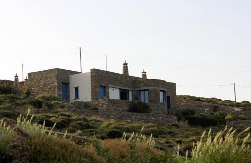 Kea Villa | Bioclimatic stone built villa