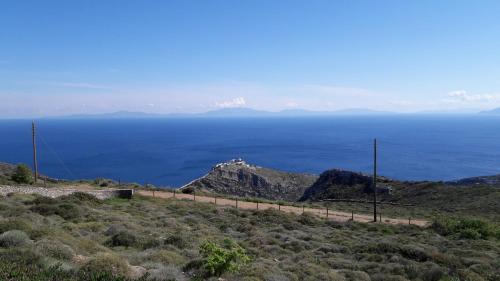 Kea Villa | Bioclimatic stone built villa
