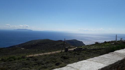 Kea Villa | Bioclimatic stone built villa