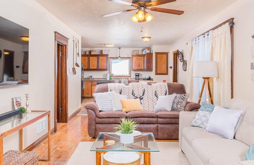 Kimberly House | Birch Summary: ✦ 20 m