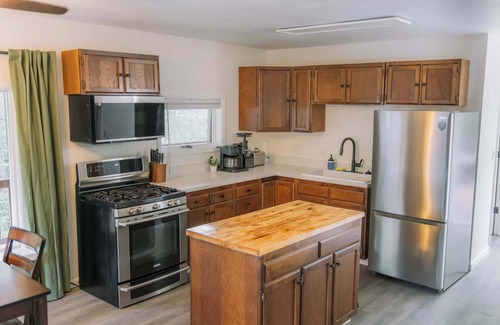Bird Creek Cabin | Bird Creek Loft Summa