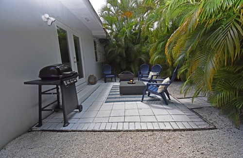 Country Club Section House | Bird House Miami