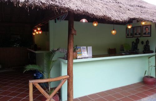 Krong Kaeb Hotel | Bird of Paradise Bungalows