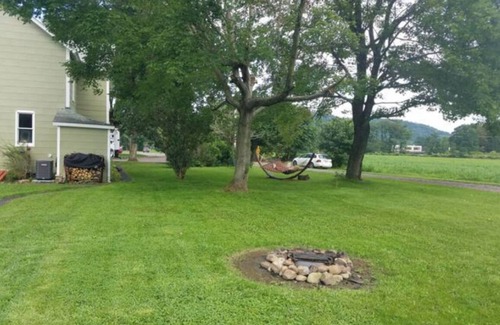 Confluence House | Birdhouse Inn Confluence