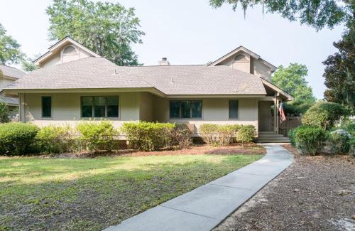 Dataw Island House | Birdie Bluff - Steps Away from Clubhouse