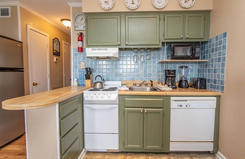 Myrtle Beach Condo | Birdie's Beachfront I - The only Oceanfront Condo to be at Myrtle Beach Resort